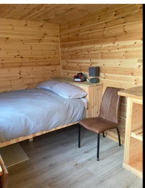 Off Grid Shepherds Hut Hotel Llansilin Luaran gambar